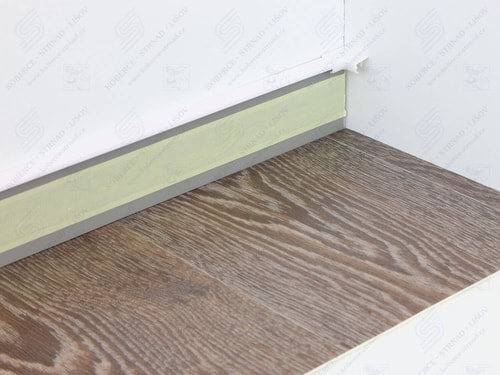 Kobercová lišta TLE 55K 117 bílá