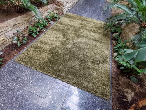 Luxury Shaggy 7001-440 olive dark