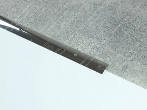 Oblouk 30 mm nerez leštěná přechodová lišta vrtaná