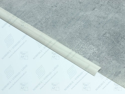 Oblouk 30 mm E901 dub bělený přechodová lišta samolepící