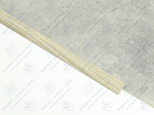 Oblouk 30 mm E904 dub artický přechodová lišta samolepící
