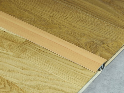 588 H90 Třešeň Küberit 06288900-05