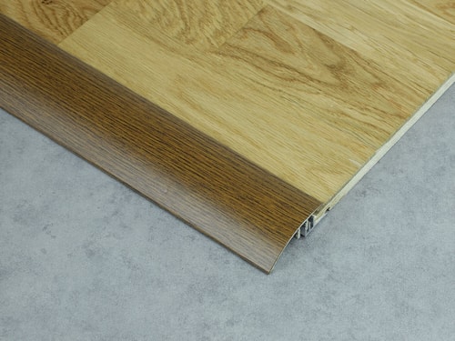 586 H31 Dub tmavý Küberit 06286310-15