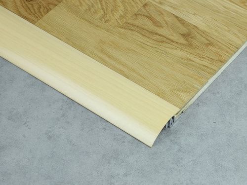 586 H40 Javor Küberit 06286405