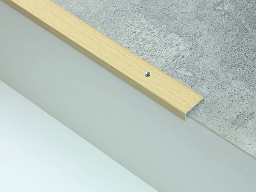 Schodová hrana 24,5x10 mm buk vrtaná 38701-5, 38711-4