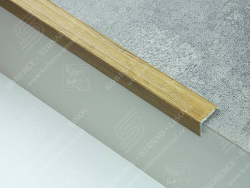 Schodová hrana 24,5x20 mm H34 dub country