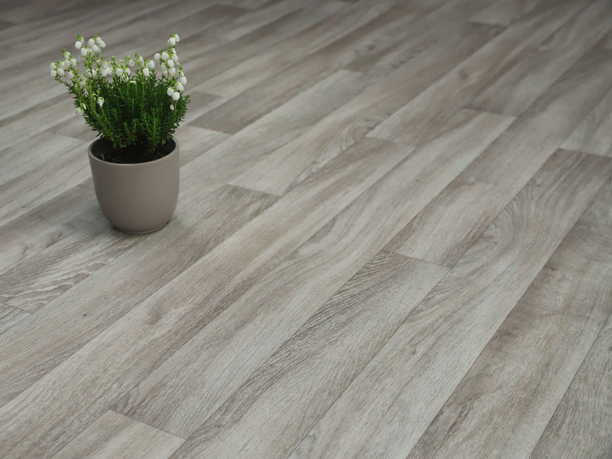 Xtreme Golden Oak 696L