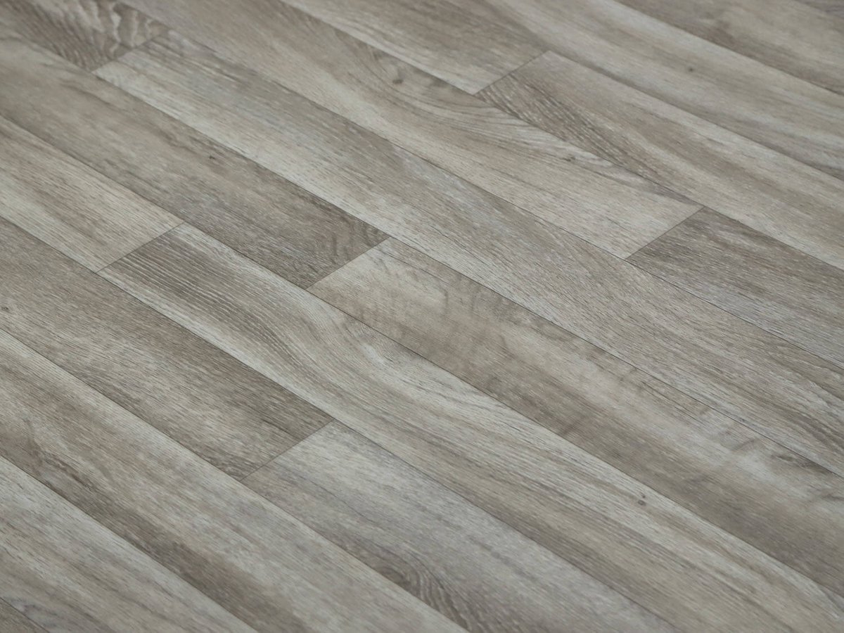 Xtreme Golden Oak 696L
