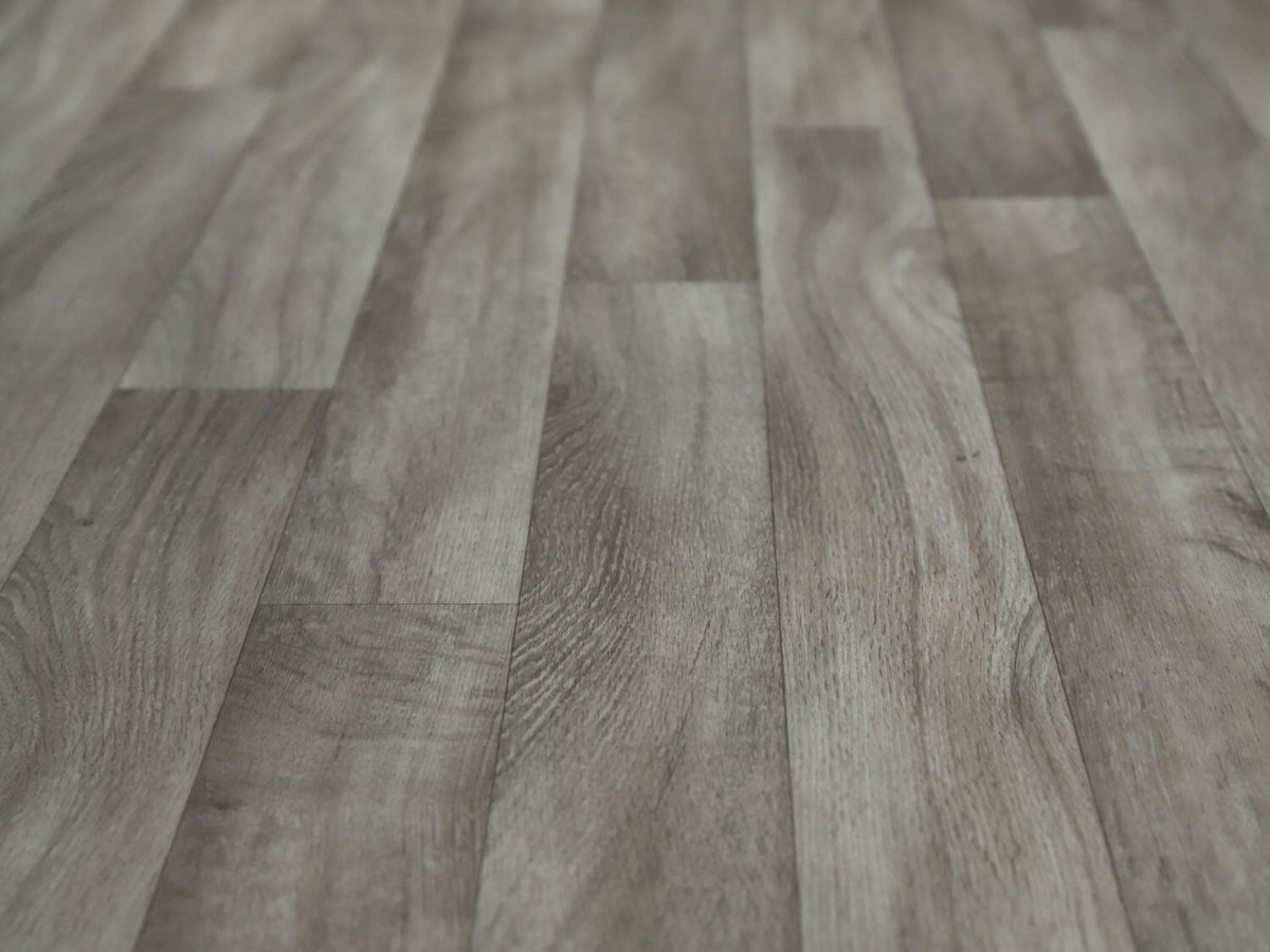 Xtreme Golden Oak 696L