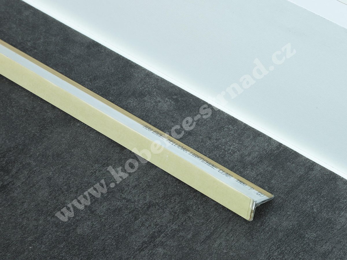 HS portálová lišta 21x15 mm H30 dub světlý Küberit 369