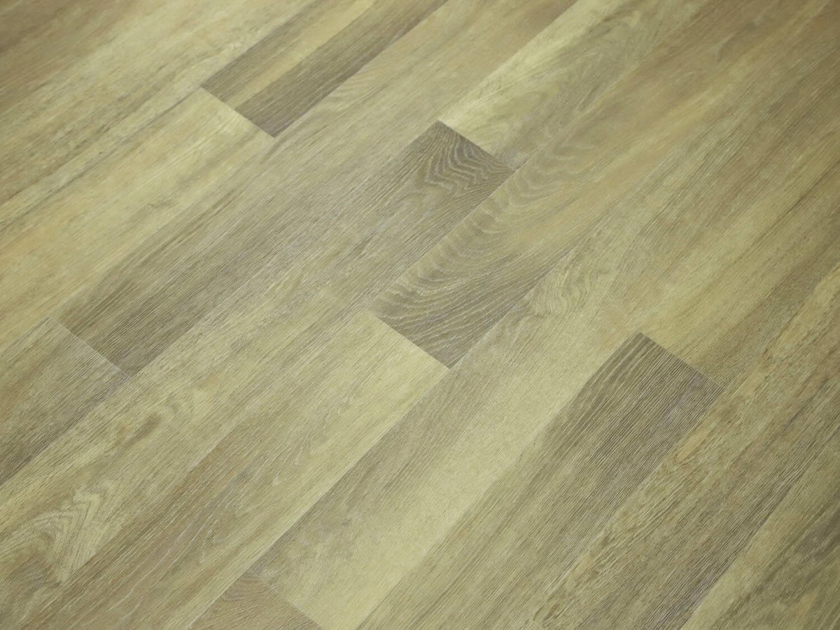 Centaur Natural Oak 639M