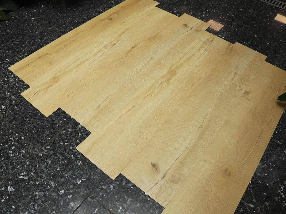 Rigid LVT Dub labský EIR 9475