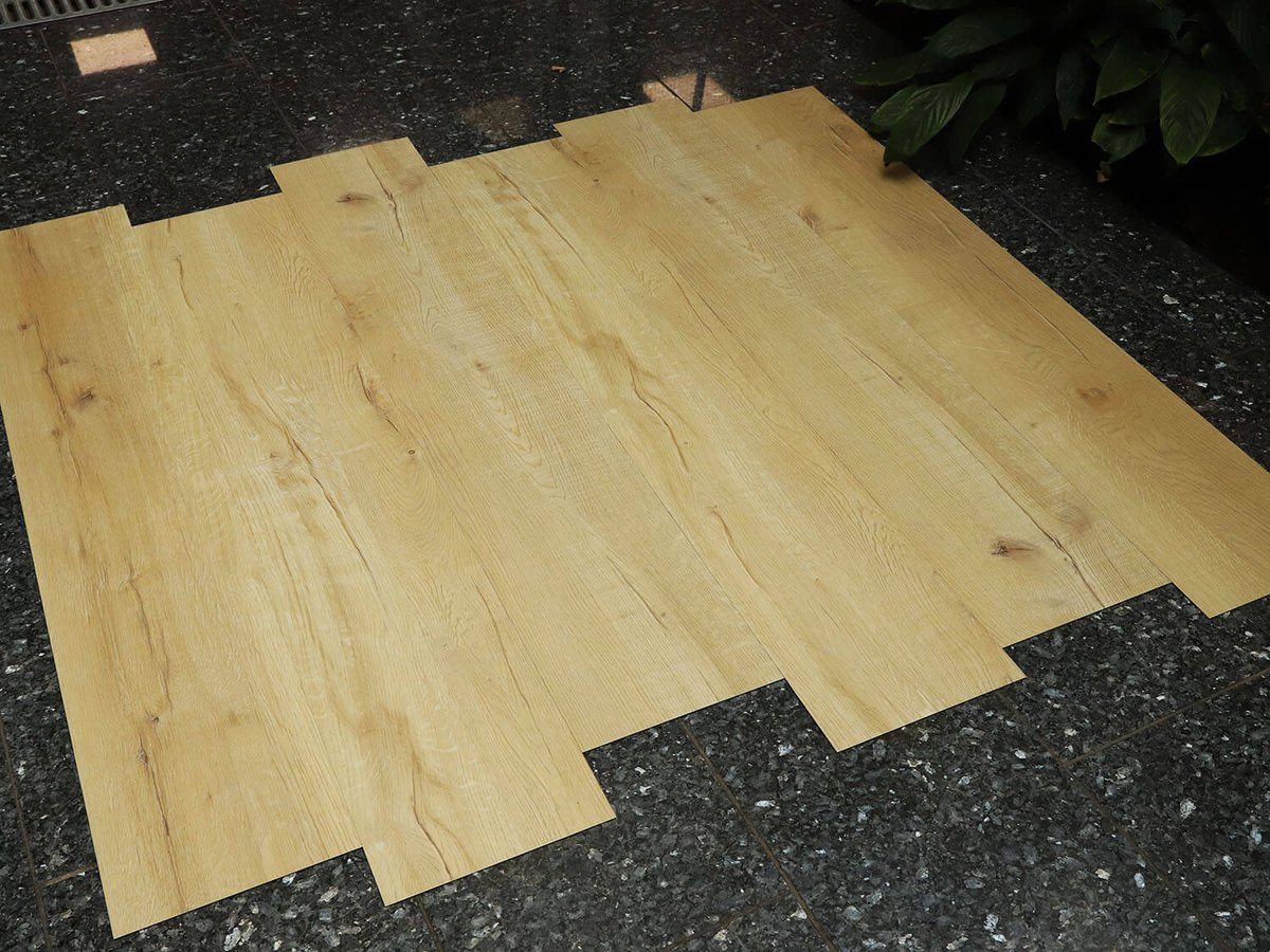 Rigid LVT Dub labský EIR 9475