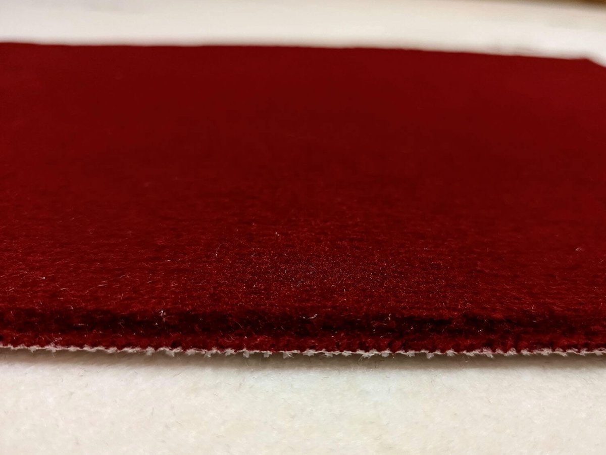 Nexus 8208 rubino