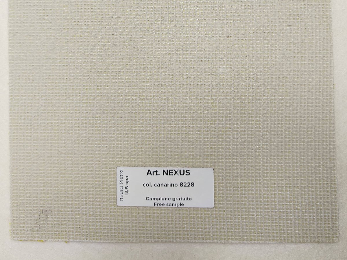 Nexus 8228 canarino