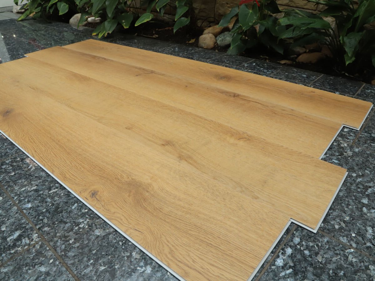 Rigid LVT Dub beskydský EIR XL 51081E02