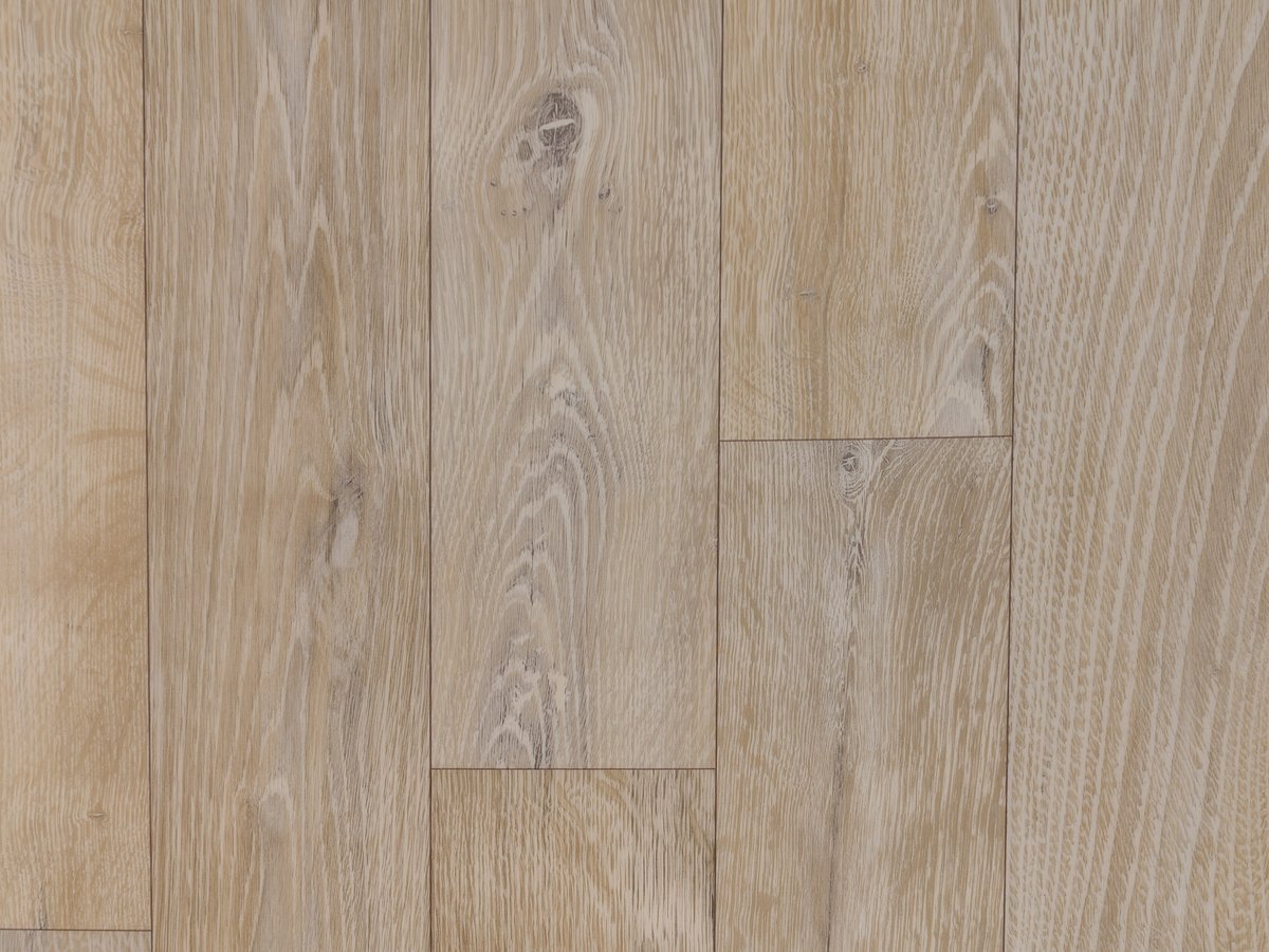 NFE Wood 2017-5 Novoflor Extra