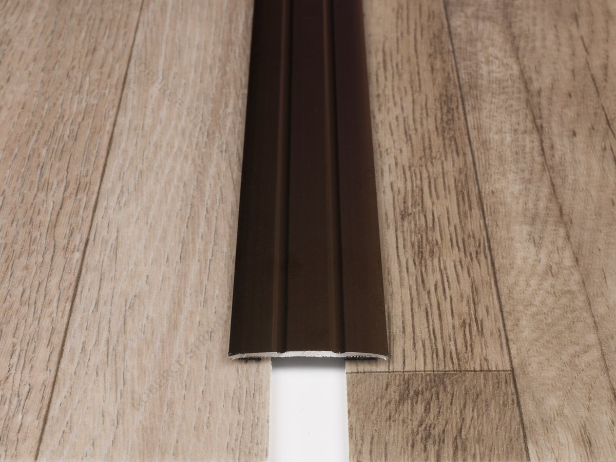 Plochá přechodová lišta 38 mm tmavý bronz Küberit