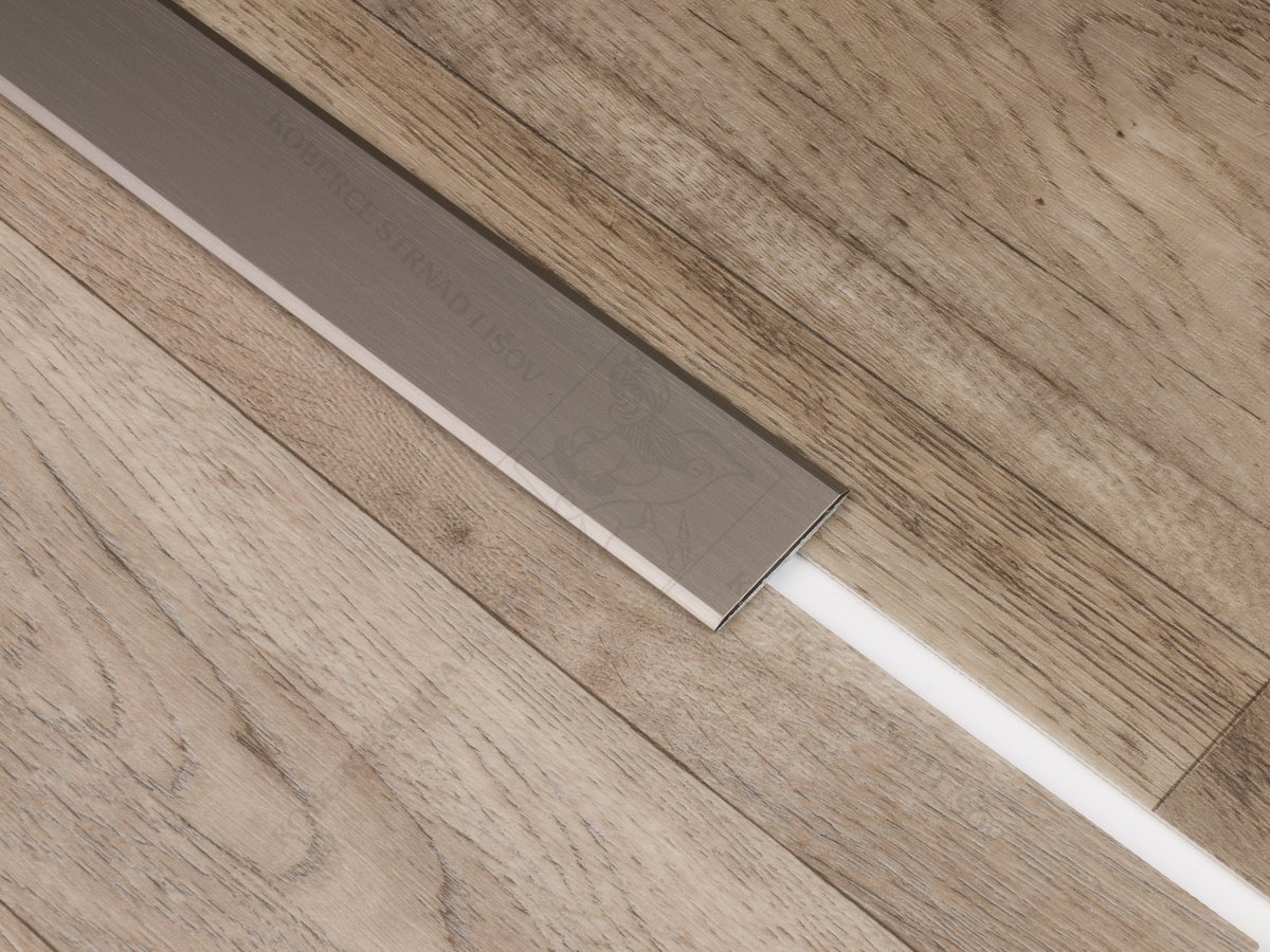Plochá přechodová lišta 40 mm inox