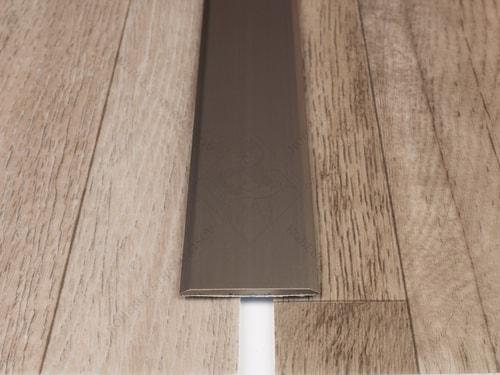 Plochá přechodová lišta 40 mm inox