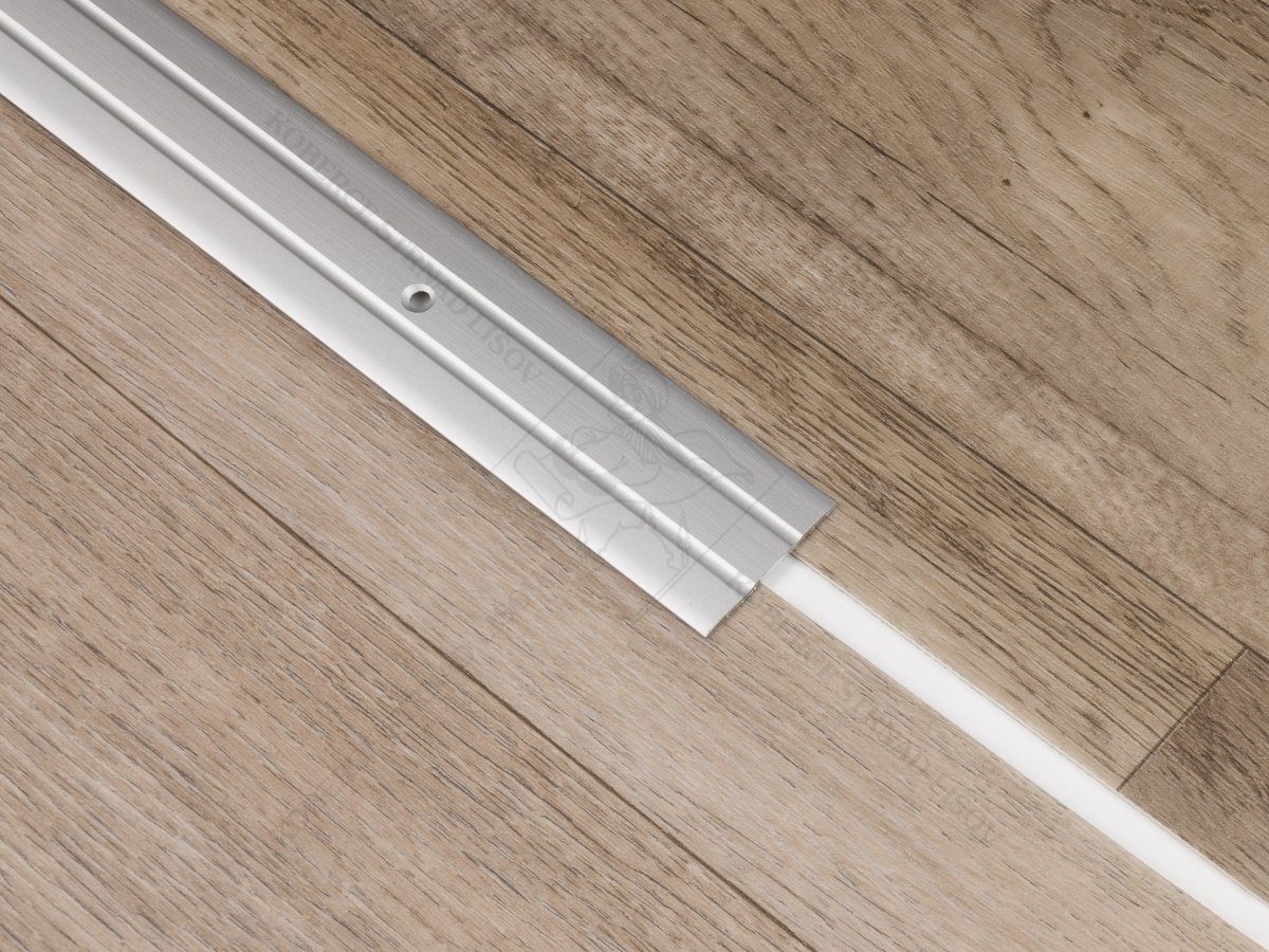 Plochá přechodová lišta 38 mm stříbrná vrtaná šroubovací